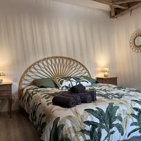 Charmant Gite Renove Avec Jardin Et Jeux Pour Enfants - Fr-1-489-546 * Rocles (Allier)
